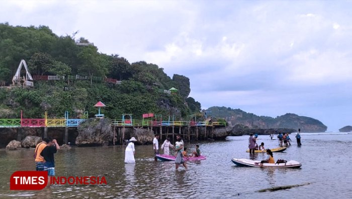 Pantai Drini